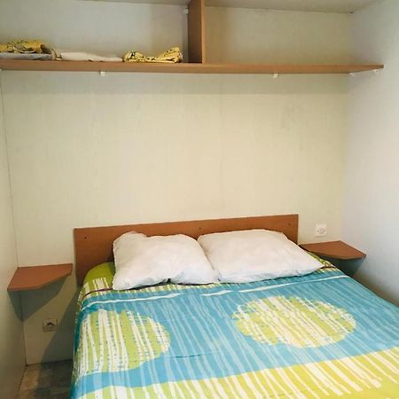 Mobil'Home Dans Camping Bec-de-Mortagne Kültér fotó