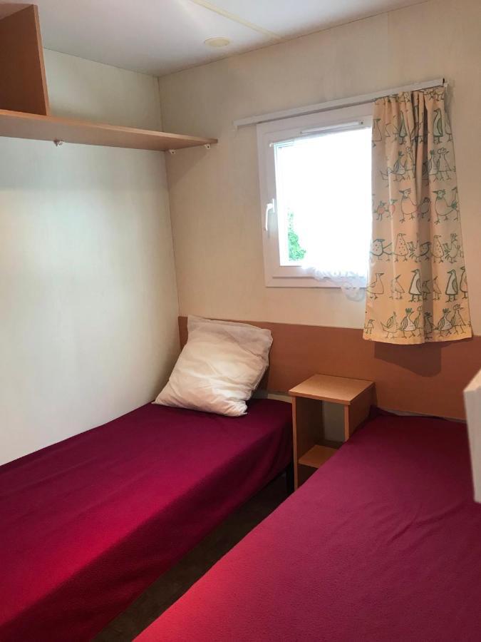 Mobil'Home Dans Camping Bec-de-Mortagne Kültér fotó